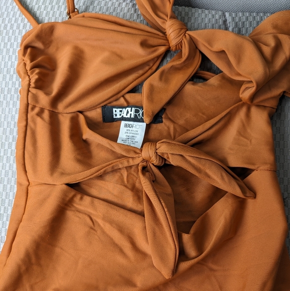 Beach Riot Mia One-Piece - Picture 4 of 5